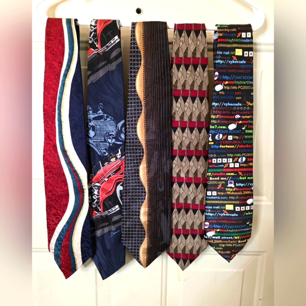 Men's Ties Most 100% Silk Lot Of‎ 5